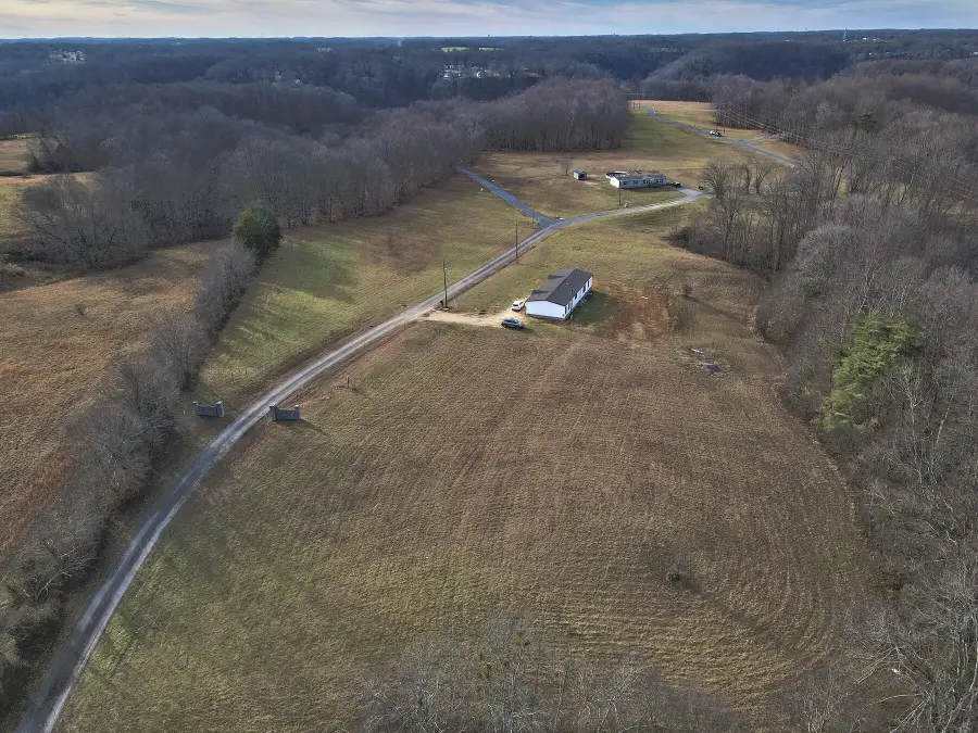 41 Dockery Road, Russell Springs, KY 42642 - Image #2