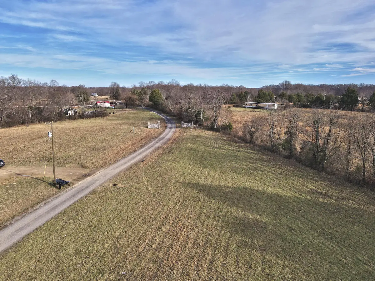 42 Dockery Road, Russell Springs, KY 42642 - Image #1