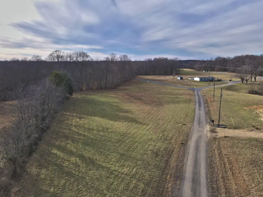 42 Dockery Road, Russell Springs, KY 42642 - Image #2