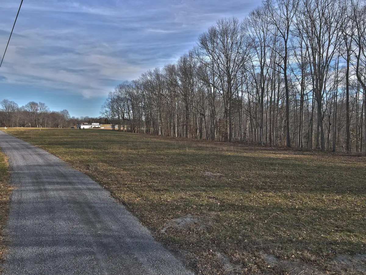 8 Dockery Road, Russell Springs, KY 42642 - Image #1