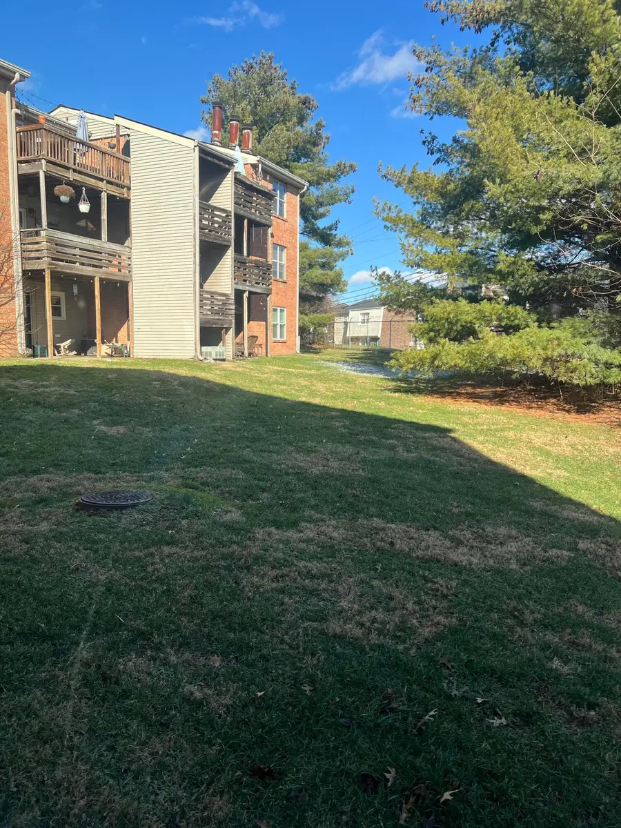 421 Redding Road #107, Lexington, KY 40517 - Image #2