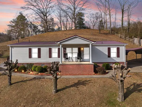 99 Point Of View Drive, Pikeville, KY 41501