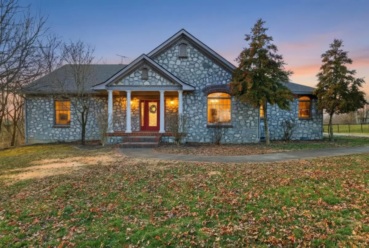 120 Old Pond Way, Richmond, KY 40475 - Image #1