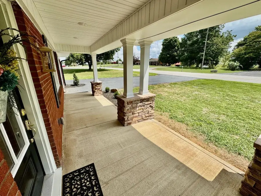 879 Lebanon Road, Springfield, KY 40069 - Image #3