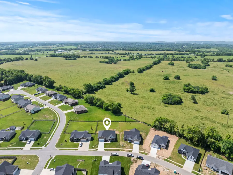 202 Max Cavnes Road, Danville, KY 40422 - Image #2