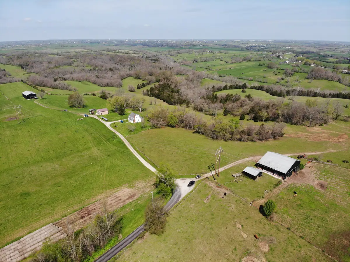 1350 Perry Pike, Mount Sterling, KY 40353 - #1
