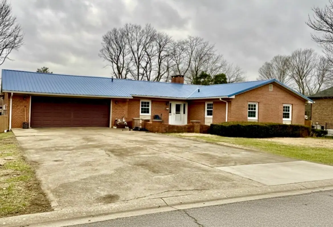 206 Hiawatha Trail, Georgetown, KY 40324 - #1