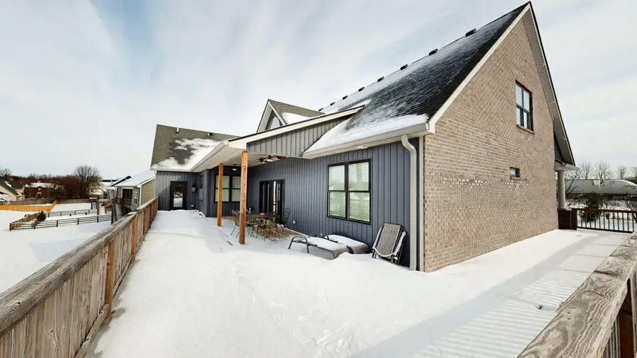 2025 Elmwood Drive, Versailles, KY 40383 - #2