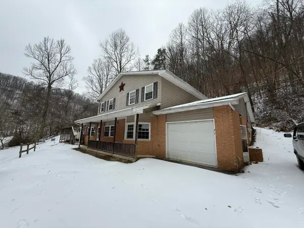 71 Slatelick Branch Road, Louisa, KY 41230