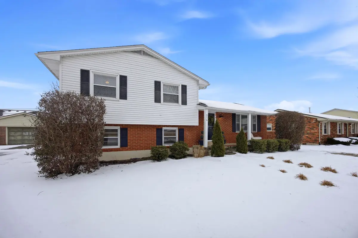 216 Paddock Drive, Versailles, KY 40383 - #1