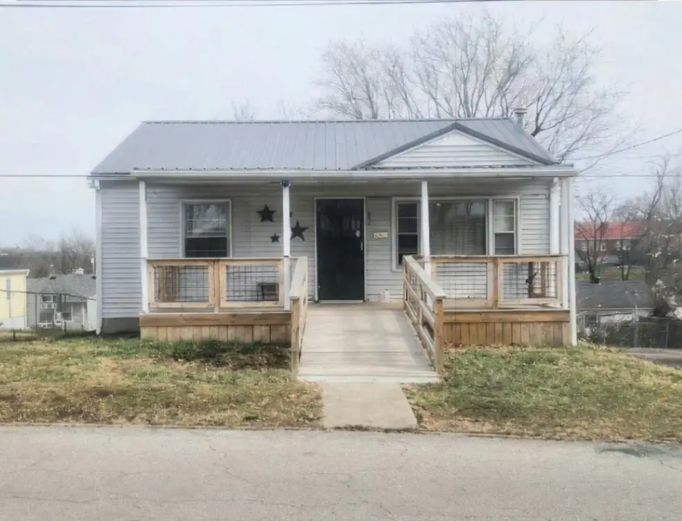 165 S Sunset Lane, Harrodsburg, KY 40330 - #1