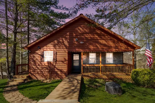 607  Enchanted Forest Way, Burnside, KY 42519