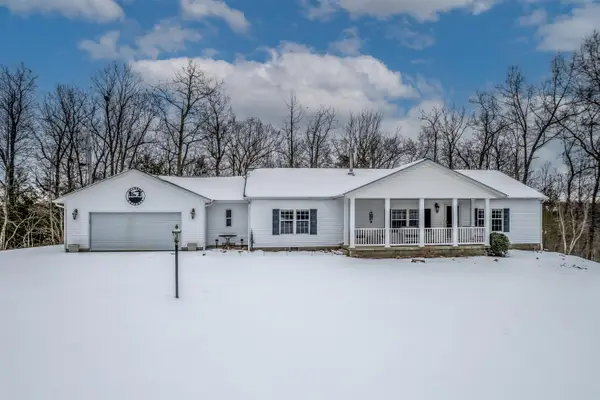 250 Hemlock Way, Morehead, KY 40351