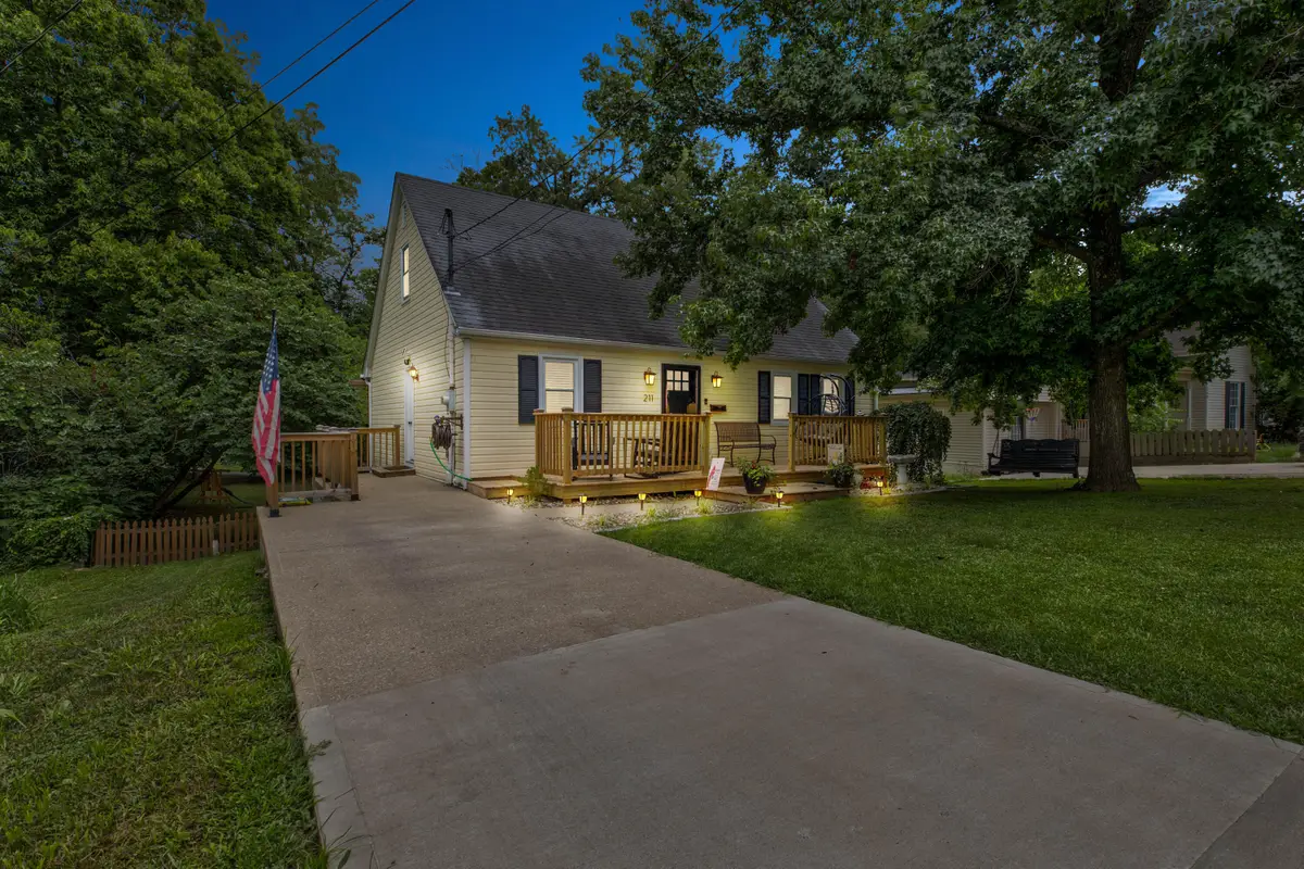 211 Antwerp Avenue, Mount Sterling, KY 40353 - #1