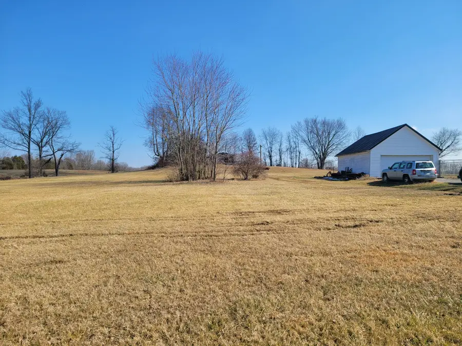 194 College Hill Road, Waco, KY 40385 - #3
