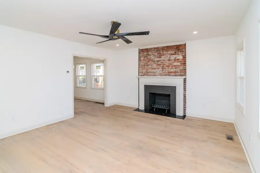 416 Morrison Avenue, Lexington, KY 40508 - #3