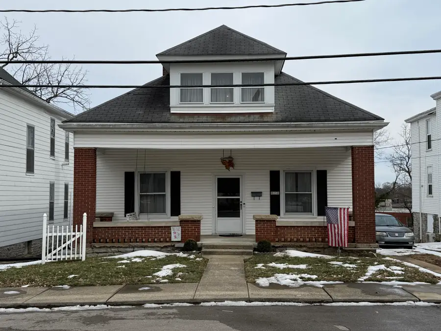 672 Higgins Avenue, Paris, KY 40361 - #2
