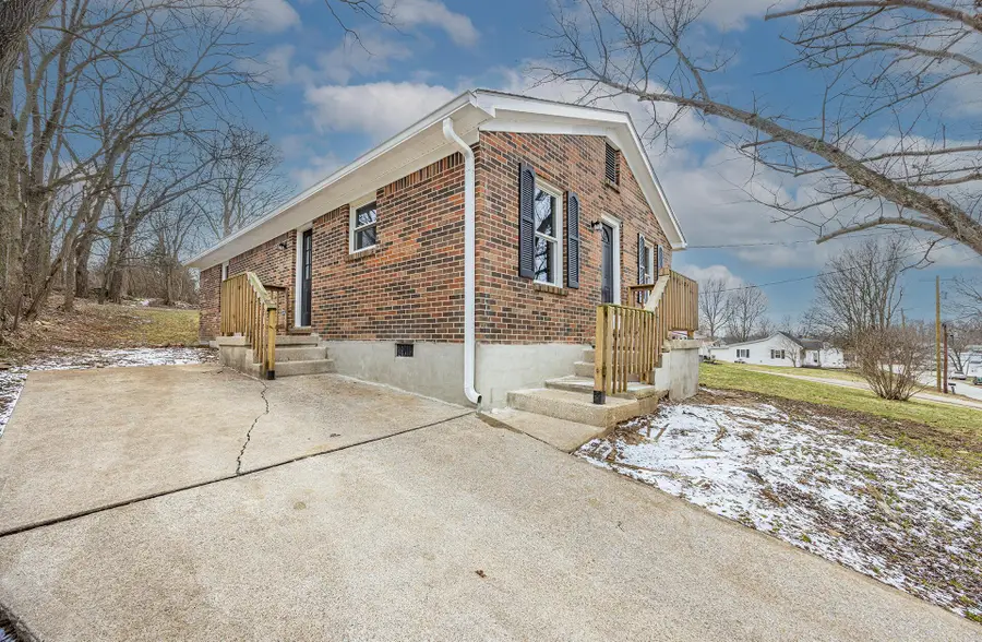 140 Levy Road, Paris, KY 40361 - #2