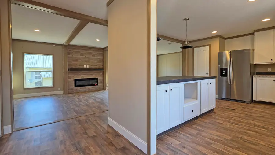 2523 Exeter Avenue, Middlesboro, KY 40965 - #3