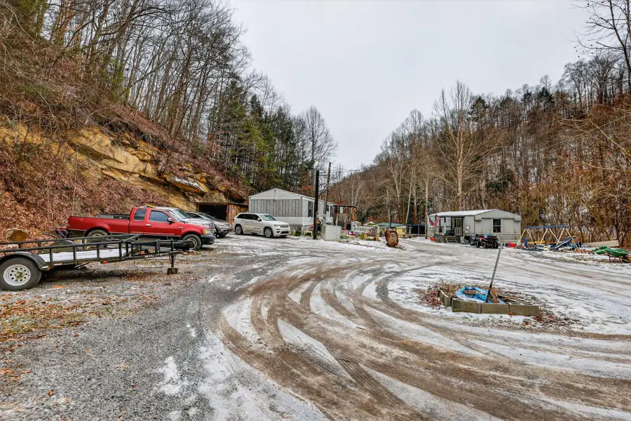 75 Billy G Hollow, Wallins Creek, KY 40873 - #2