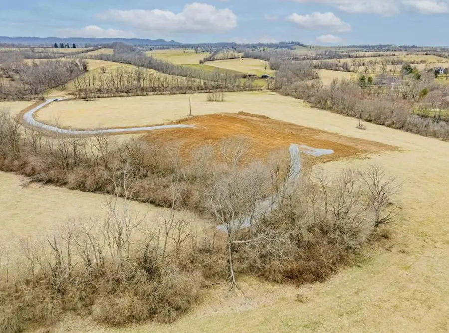 2400 Gose Pike, Danville, KY 40422 - #3