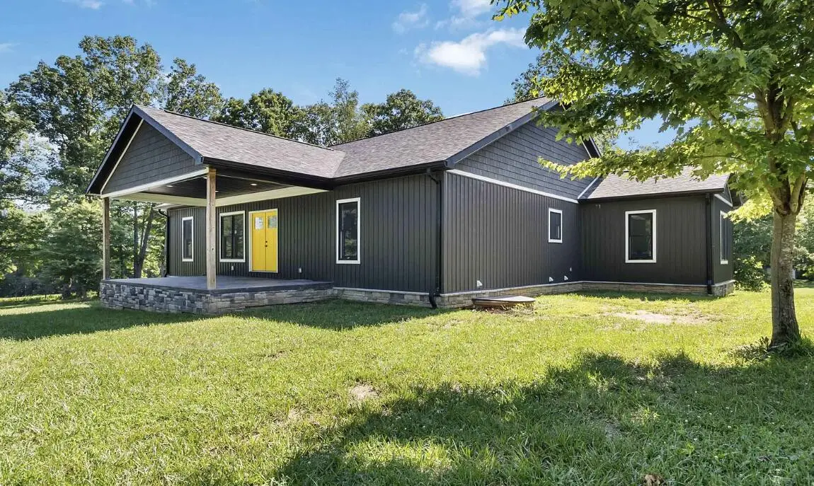 226 W Wilson Road, Russell Springs, KY 42642 - #1