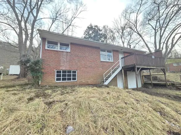 141 High Street, Drift, KY 41619