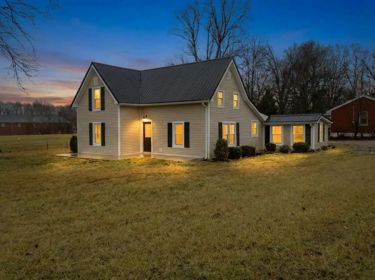 10 W Church Street, Stanton, KY 40380 - #1