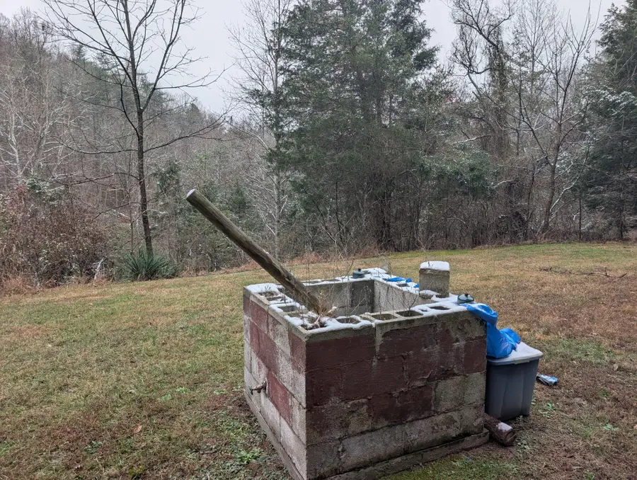 1 Maloney Road, Campton, KY 41301 - #3