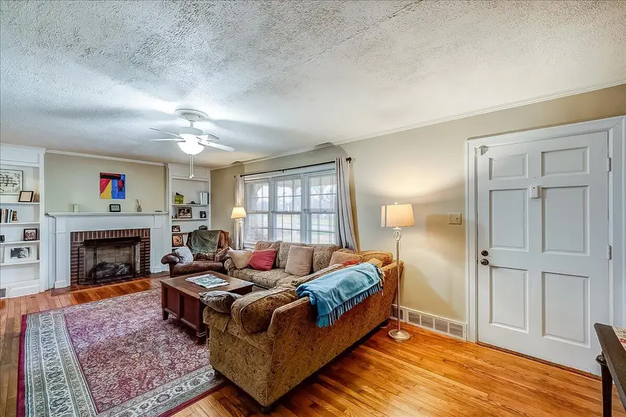 108 Greenview Drive, Lawrenceburg, KY 40342 - #2