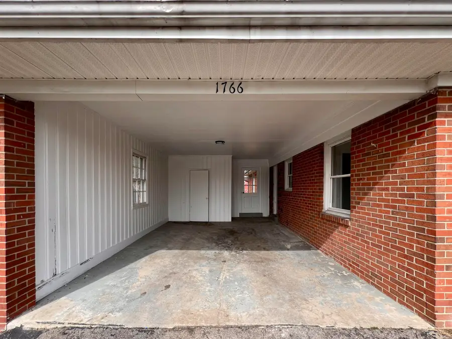 1766 Brewer Drive, Lexington, KY 40505 - #3