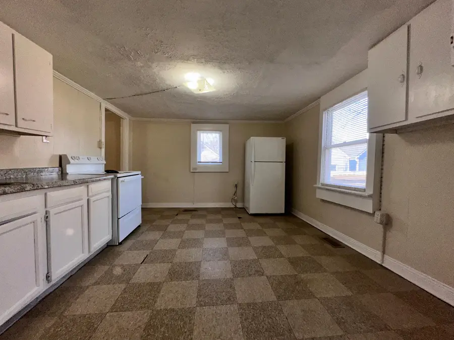 413 E Fourth Street, Lexington, KY 40508 - #2