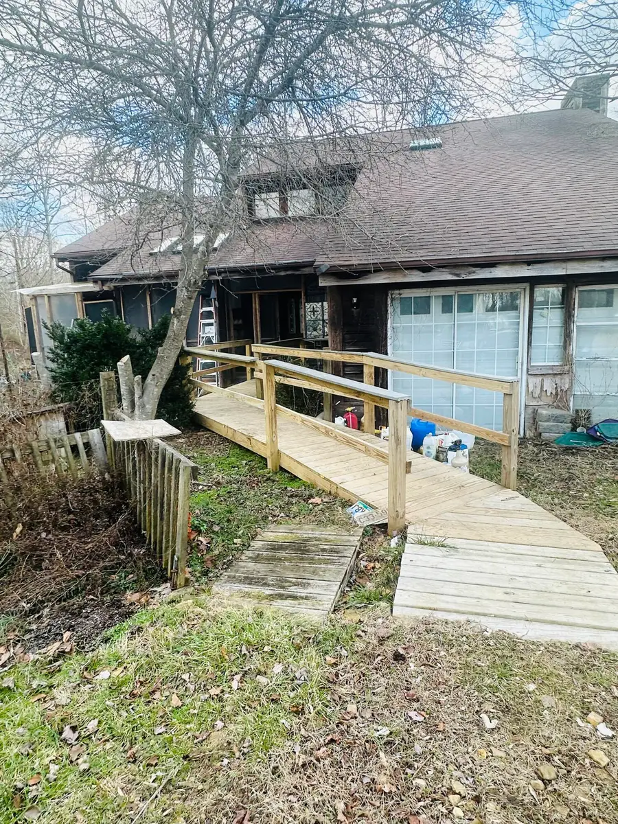 725 Cincinnati Branch, Morehead, KY 40351 - #3