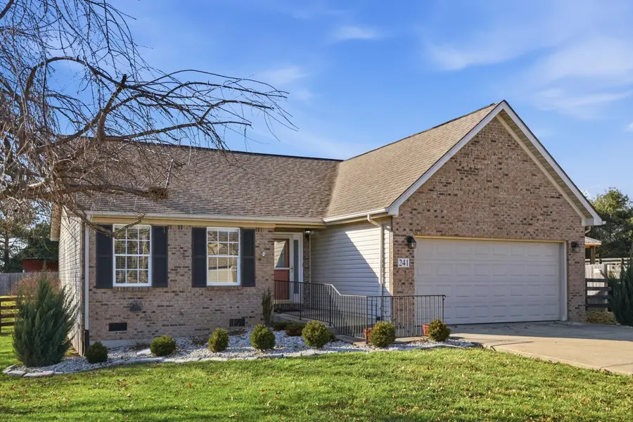241 Palm Hills Drive, Richmond, KY 40475 - #2
