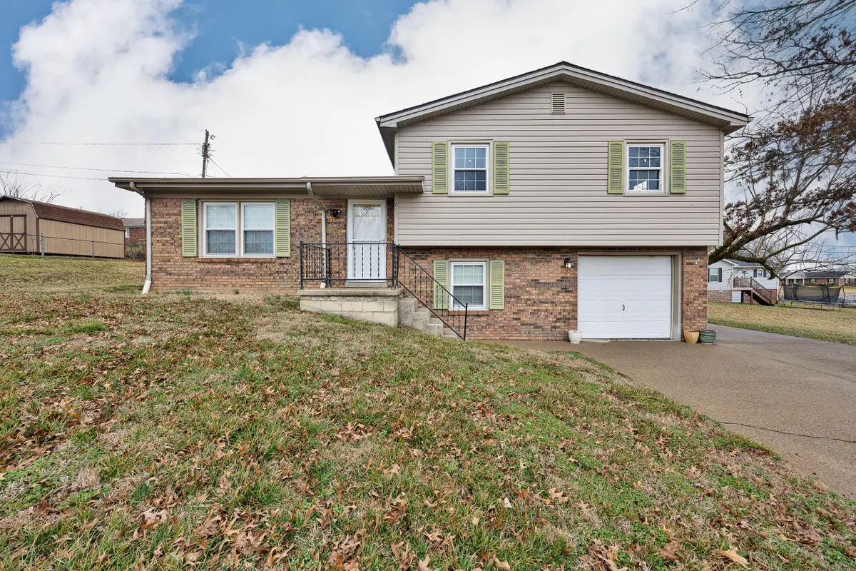 613 E 3rd Street, Perryville, KY 40468 - #1