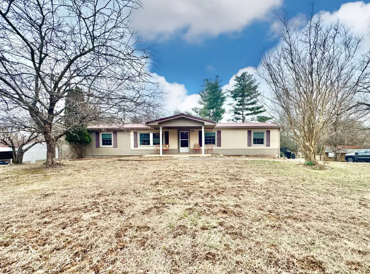 693 Scotts Chapel Road, Jamestown, KY 42629 - #1