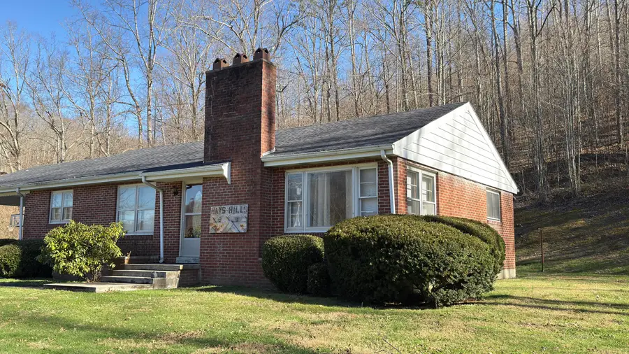 408 Hwy. 421, McKee, KY 40447 - #3