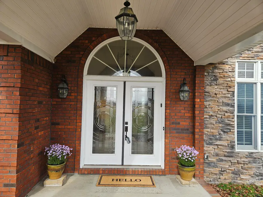 706 Hunter Drive, Lancaster, KY 40444 - #3