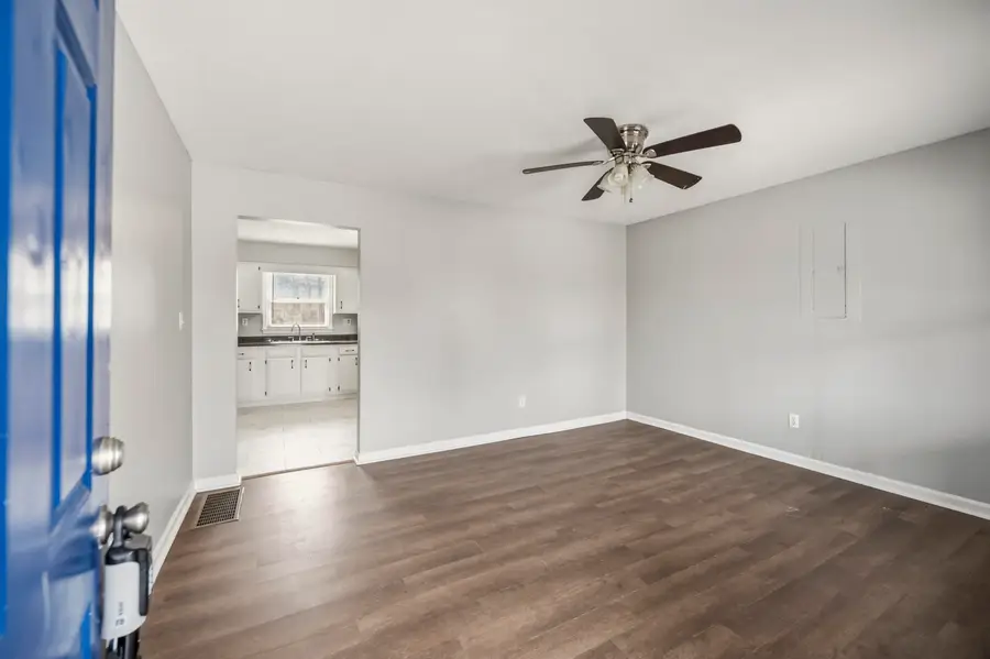 676 Cottonwood Drive, Richmond, KY 40475 - #2