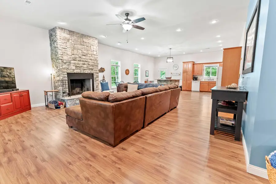 20 Fawn Run Road, Nancy, KY 42544 - #3