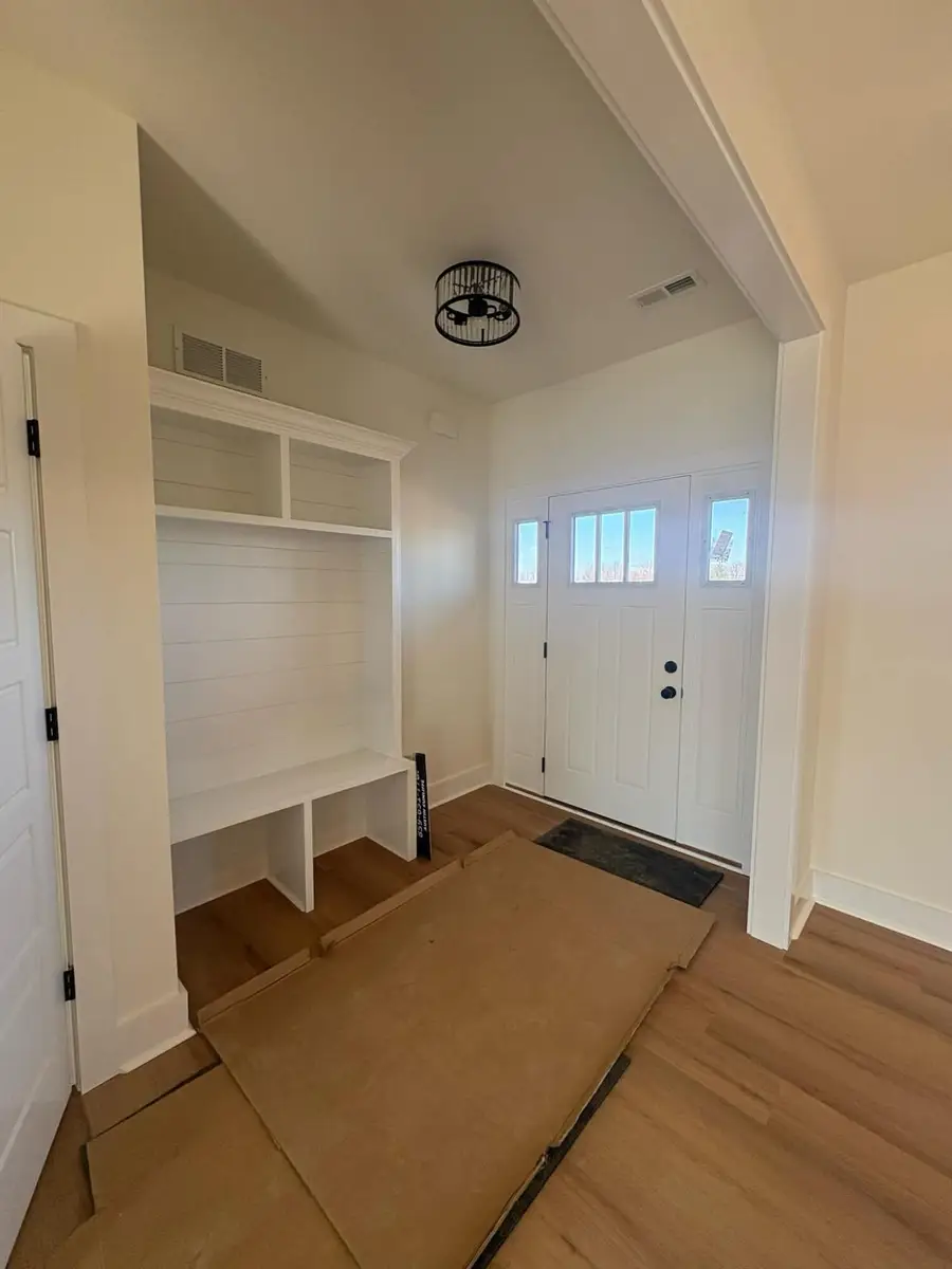 627 Comanche Drive, Richmond, KY 40475 - #2