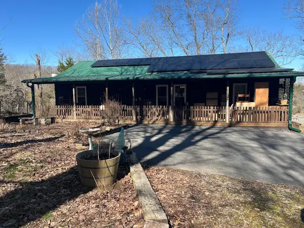 215 Old Log Lick Road, Winchester, KY 40391