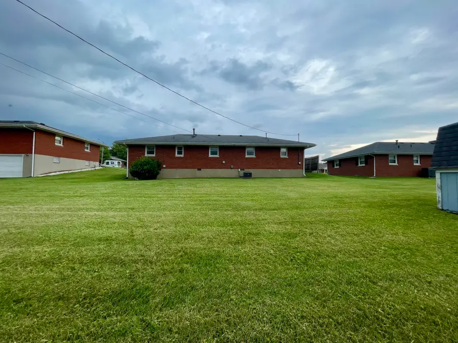192 W Mason Avenue, Danville, KY 40422 - #3
