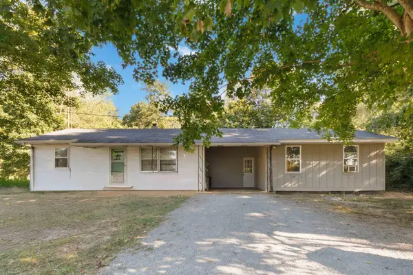 1466 Webb Ridge Road, Russell Springs, KY 42642