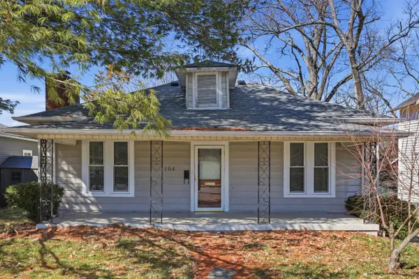 104 S Walnut Street, Wilmore, KY 40390