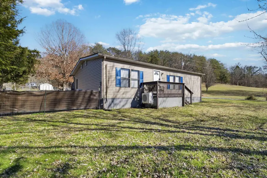 1072 Dry Branch Road, Irvine, KY 40336 - #2