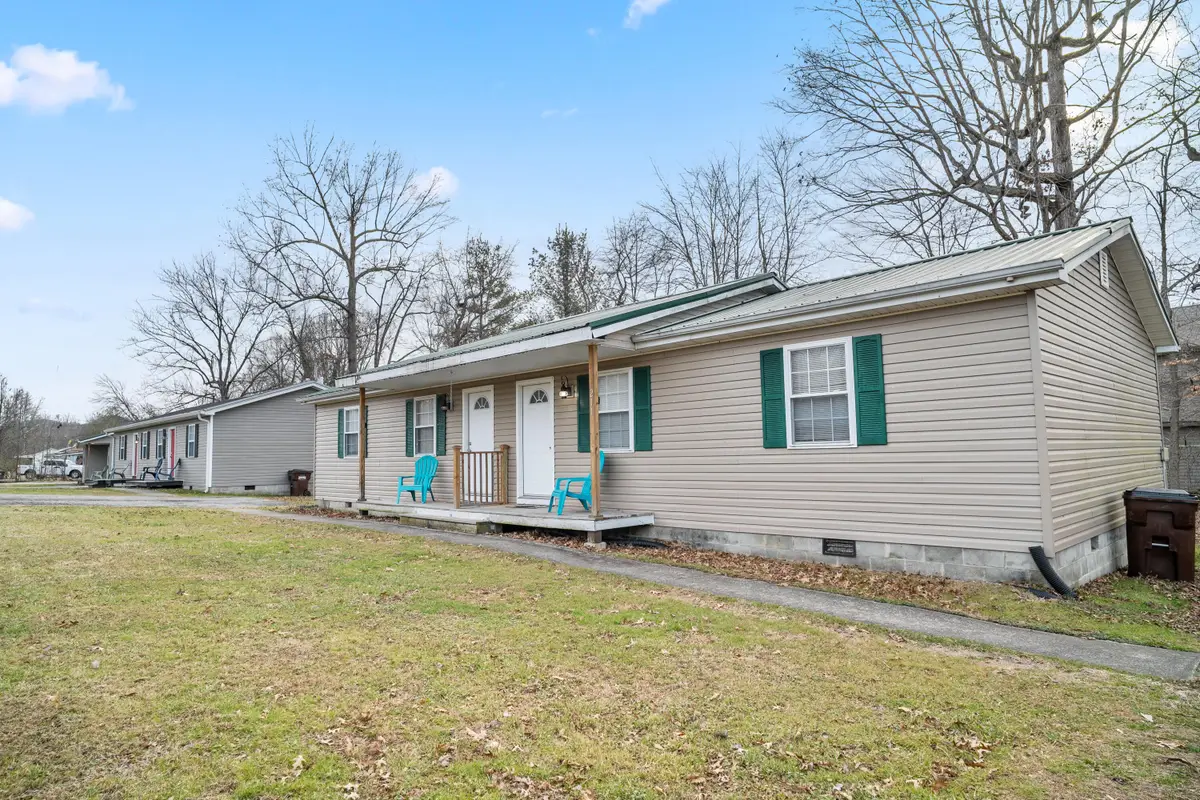 209-211 Strange Street, Stanton, KY 40380 - #1