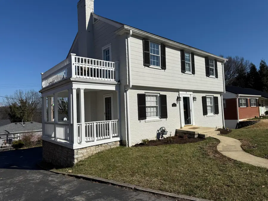 8 Ashmore Drive, Frankfort, KY 40601 - #2