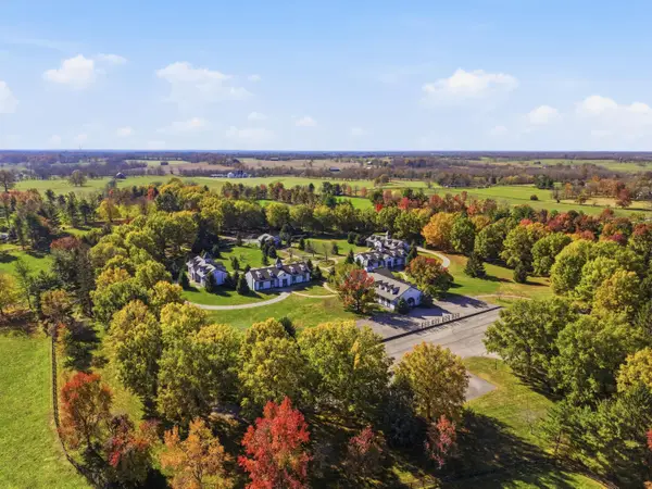 3661 Military Pike, Lexington, KY 40513