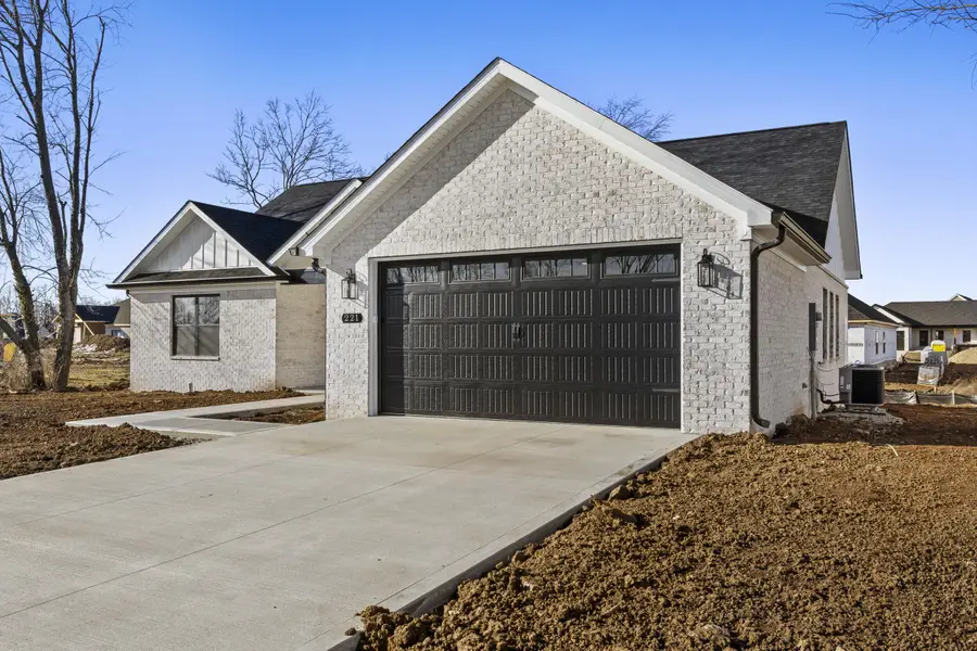 221 Madison Avenue, Nicholasville, KY 40356 - #3